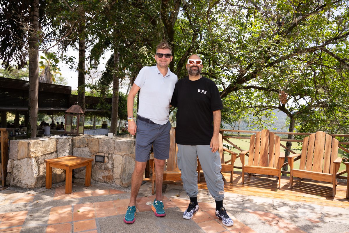 Nos encantó el seminario de Islam ElDessouky - Global VP Creative Strategy &amp; Content, Coca-Cola TM: “C as in Culture” y contar con su liderazgo en el Marketers Accelerator Program 🫶🏻

Nuestras fotos favoritas.