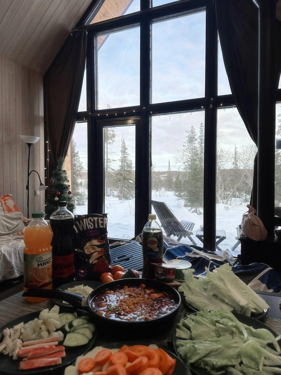 A Day in the Hut🏠