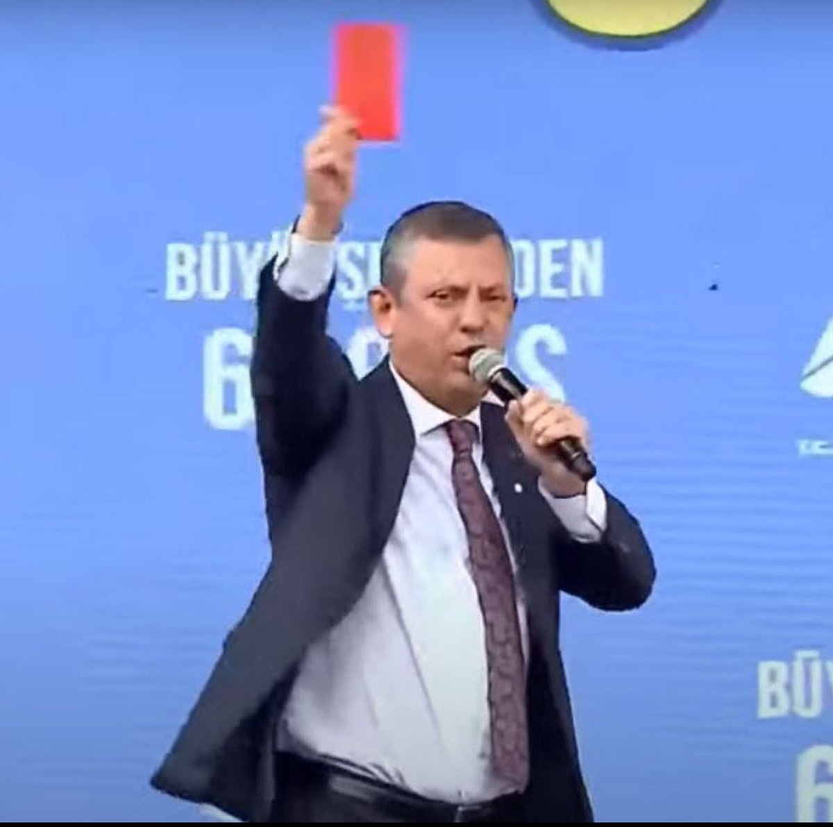 avzlfbzds's tweet image. Ana muhalefetin toplumda yarattığı umutsuzluğun tavan yaptığı bu süreçte yeniden umutları yeşertmek için “Yeni Yol” şart idi. Hayırlara vesile olsun. #YeniYolPartisi @GelecekPartiTR @devapartisi @SaadetPartisi
