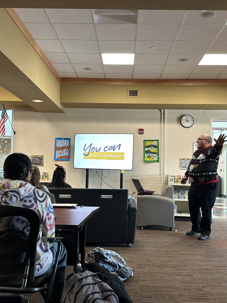 sample3141's tweet photo. The Plains National Junior Honor Society invited Mr Greg Hormann to talk about how a small idea can grow into a huge community building project! It was fascinating to hear from how he and his family bring joy and help others. https://t.co/oWBRqCucQF @PlainsFirebird1 https://t.co/jtbxRBeTbC