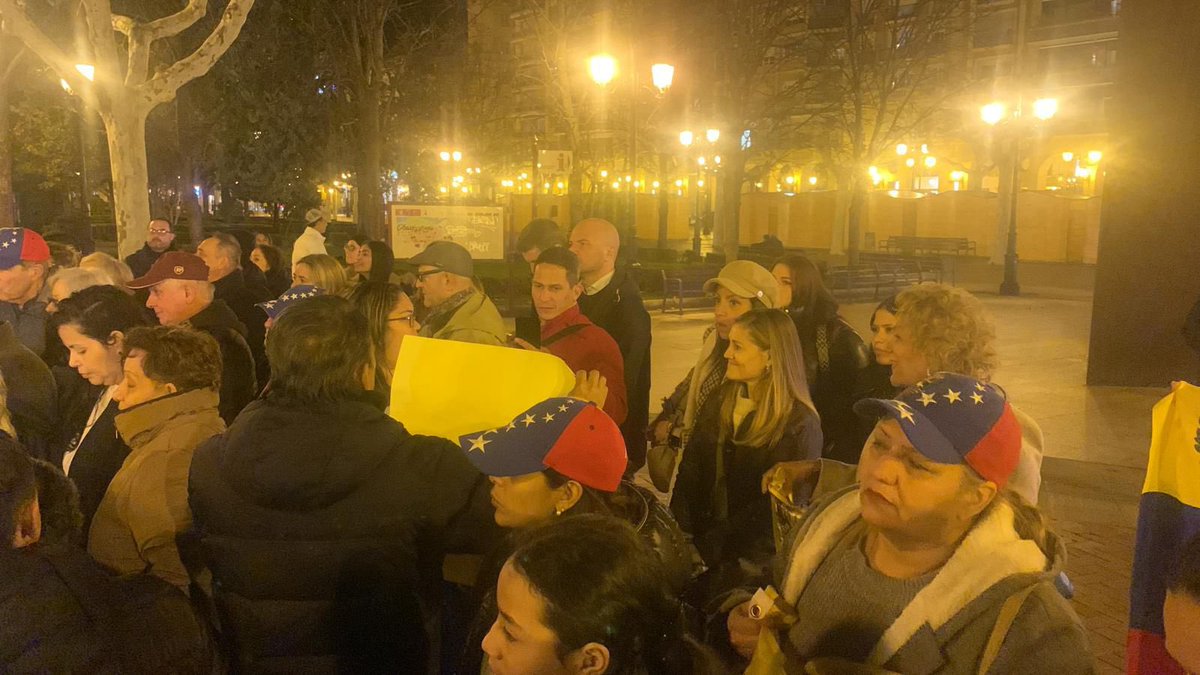 VOXLogroño tweet media