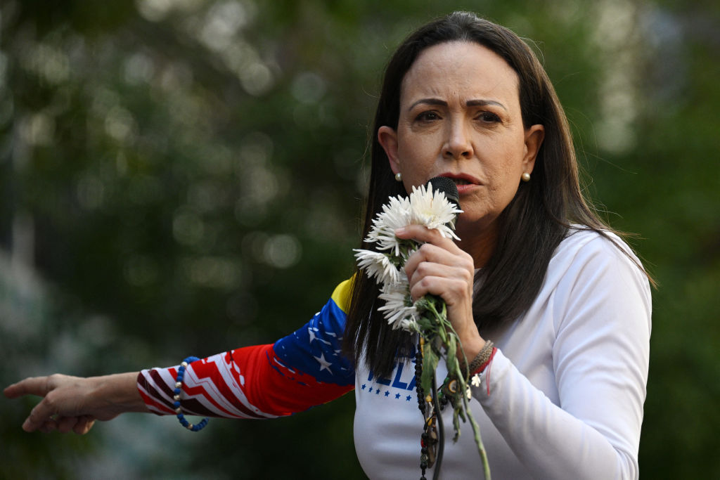Detienen a María Corina Machado, líder de la oposición de Venezuela, tras salir de manifestación en Caracas, según una fuente del Comando con Venezuela

cnn.it/4jbd7eE