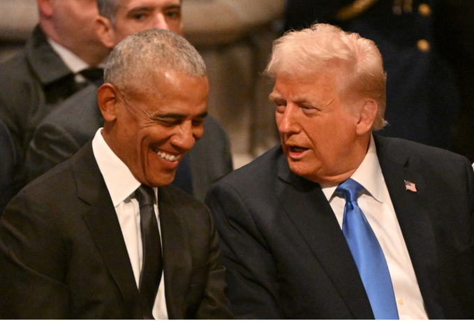 TheSpoilerGirl's tweet photo. @InningsDeepDive @AZ_Brittney Right...#obamatrump https://t.co/R7yl5hN9sQ