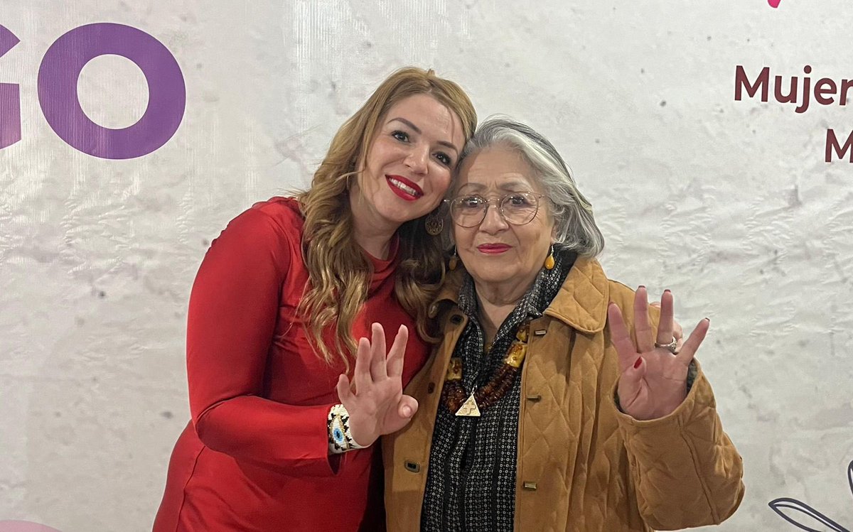 Querida Elvira Márquez, muchas felicidades por tu nueva encomienda como Jefa de Actividades Recreativas del ISSSTE. Estoy segura que con tu capacidad, experiencia y vocación de servicio, lo realizarás de manera exitosa.
Te deseo el mejor de los éxitos.