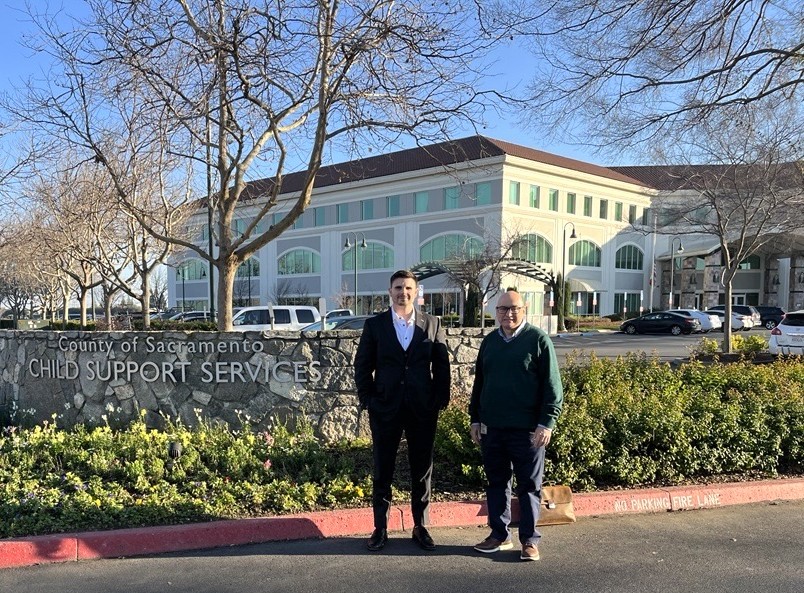 CSDA_CA's tweet image. Yesterday, Michael Smitsky, CSDA&apos;s ED, met with Dalen Fredrickson, Director of @SacDCSS, for a tour and meet-and-greet with the team members. Thanks Dalen, for the CA Child Support historical overview and meaningful discussion on future #collaboration opportunities. #ChildSupport
