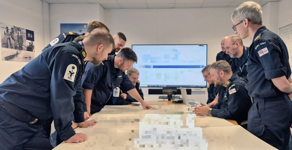 HMSVenturerRN's tweet image. Table-topping new ideas. Some problems are best tackled using simpler tools - counters on a plan of the Ship used to formulate and validate our response to a fire on board. T31 gives us the opportunity to respond to incidents in more effective and efficient ways #nextgenfrigate