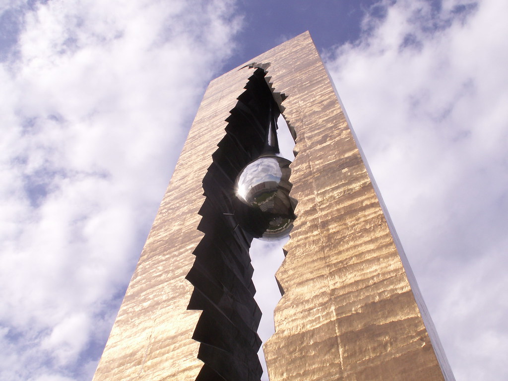 VisitHudsonNJ's tweet photo. Visit the Teardrop Memorial in Bayonne: A powerful tribute to 9/11 just across the river from Manhattan. This is a must-see destination in #HudsonCounty. 
#VisitHudsonNJ #Hoboken #NewJersey #VisitNJ #MustSee #Art #Tribute #TeardropMemorial https://t.co/aCbTKG4KKC