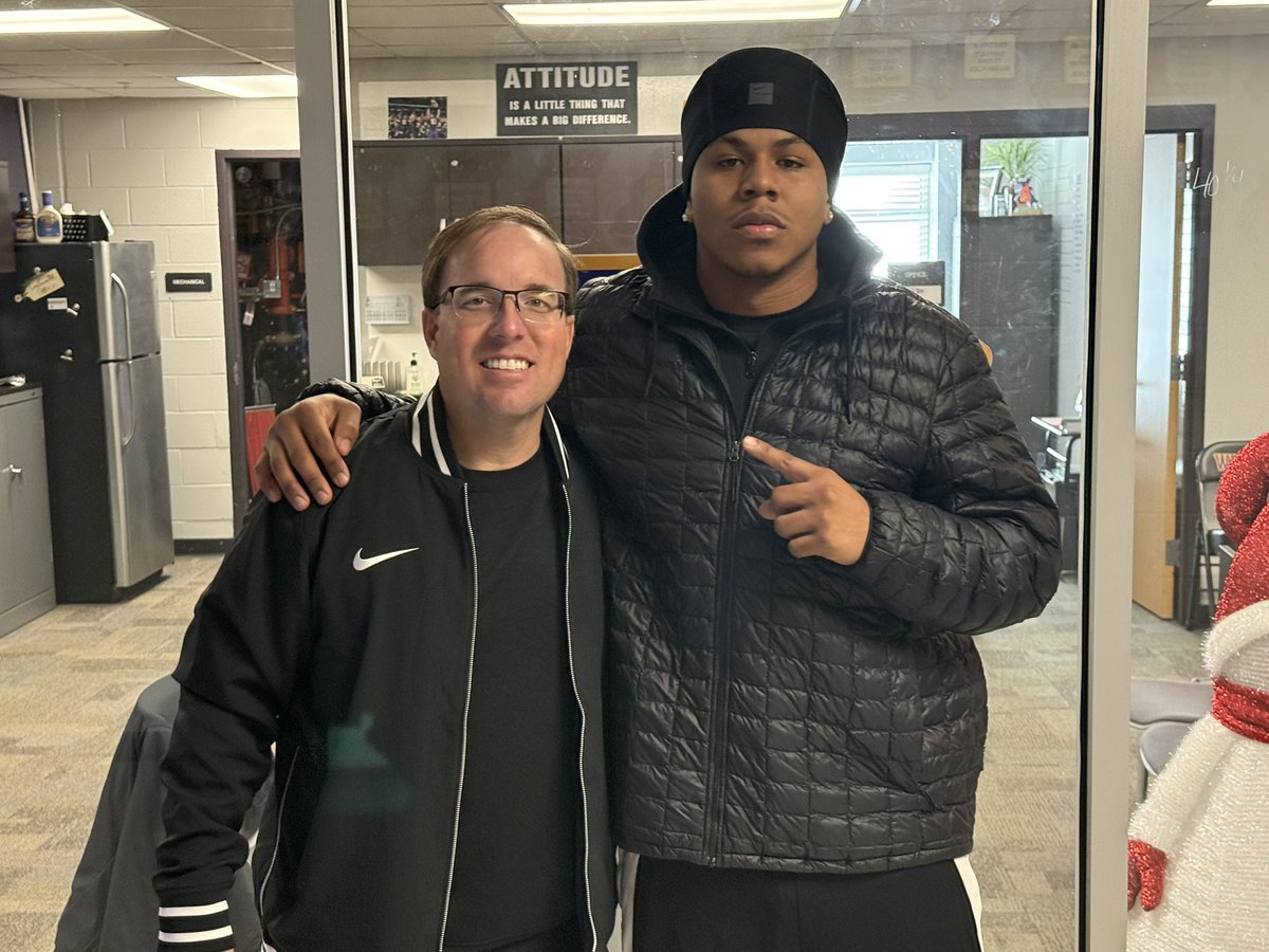 Thank you <a href="/CoachDrinkwitz/">Eliah Drinkwitz</a> for taking the time to come see me. see you soon!!🐯 <a href="/MizzouFootball/">Mizzou Football</a> <a href="/coachbrianearly/">Brian Early</a> <a href="/RyanTrichel/">Ryan Trichel</a>