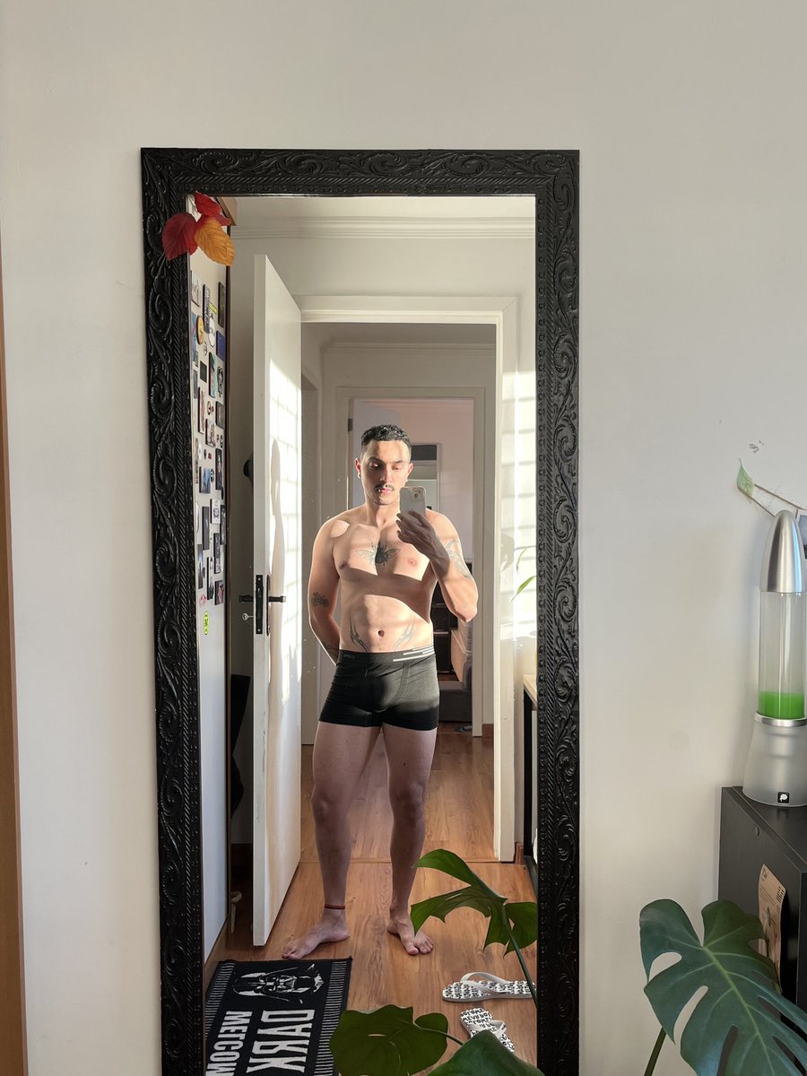 ygetmsh's tweet image. peço desculpas aos meus amigos aqui da rede mas eu queria postar essas fotos