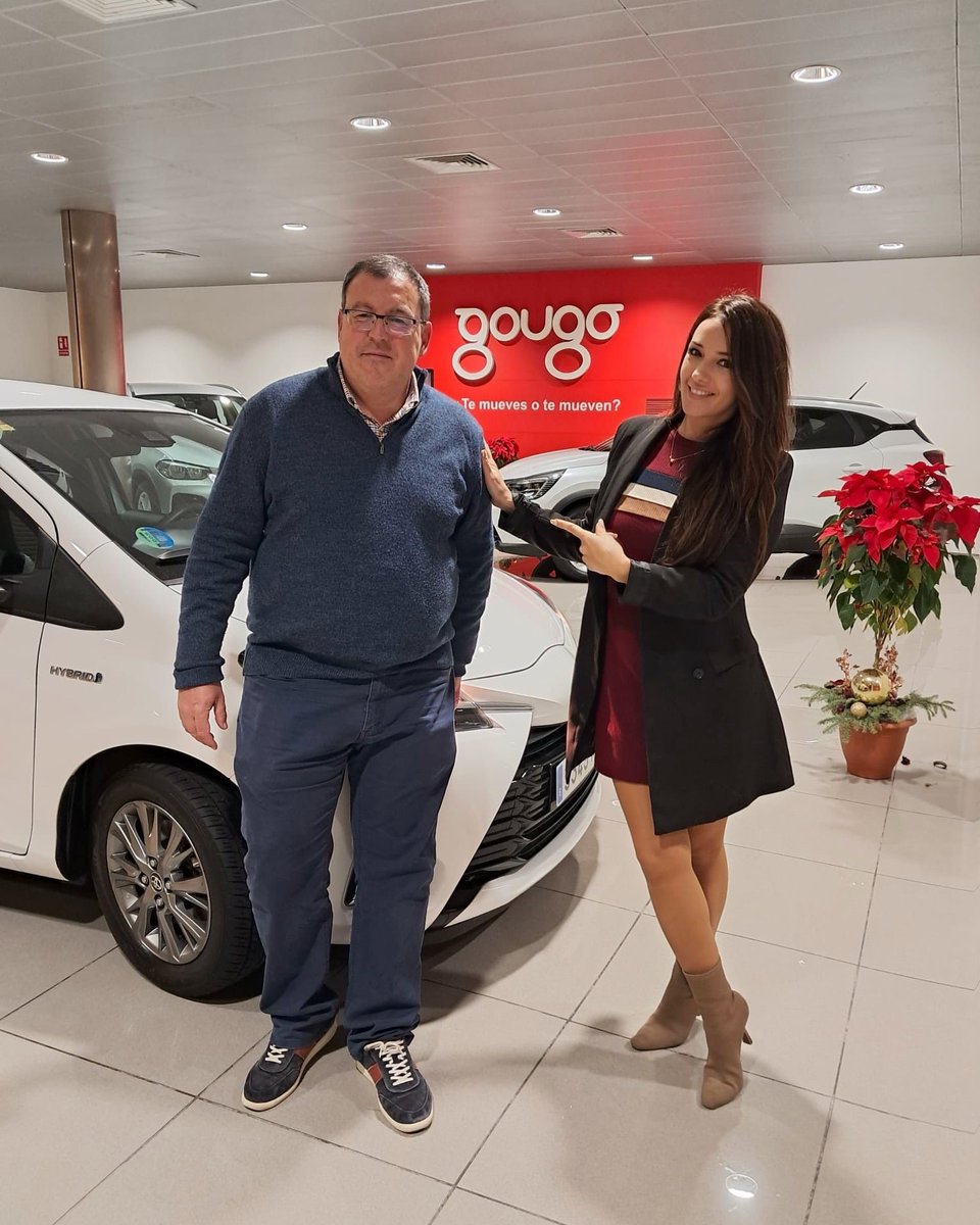 2025 viene cargado de deseos de nuestros clientes. ⭐

Este Toyota Yaris ya tiene dueño que comienza este año al volante de su nuevo coche. Gracias por la confianza y esperamos que lo disfrutes.

🔗 s.mtrbio.com/amzodazipm
📱 900 92 74 10