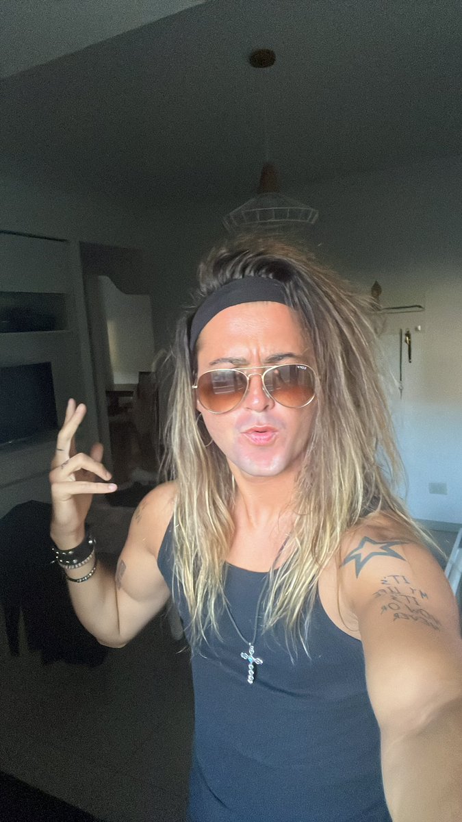 Vamoooooo por el repechaje
Diversión prometo como siempre y esta vez también jugar que fue lo que me falto
Sumemos risa a la casa 
#bonjoalrepechaje 
#granhermano
