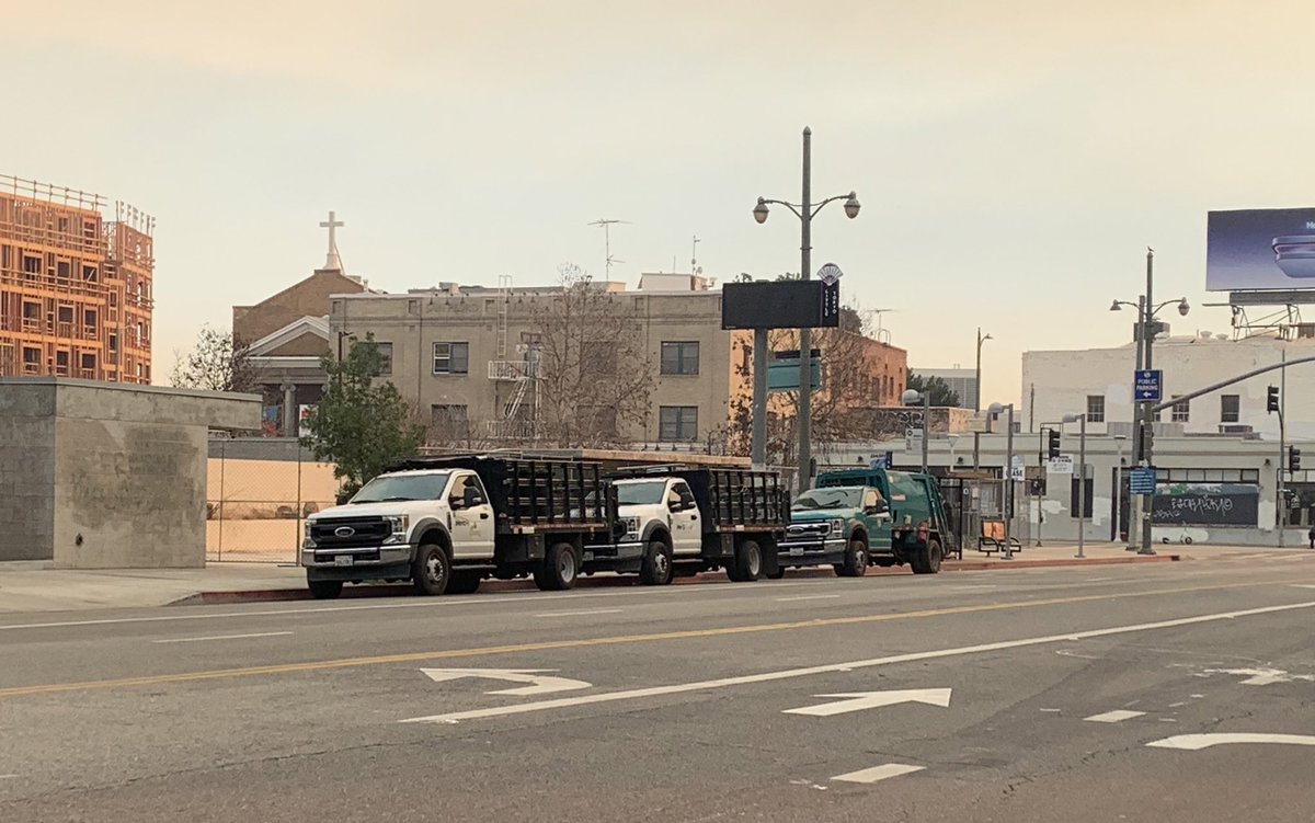 J-Town Action と Solidarity tweet media