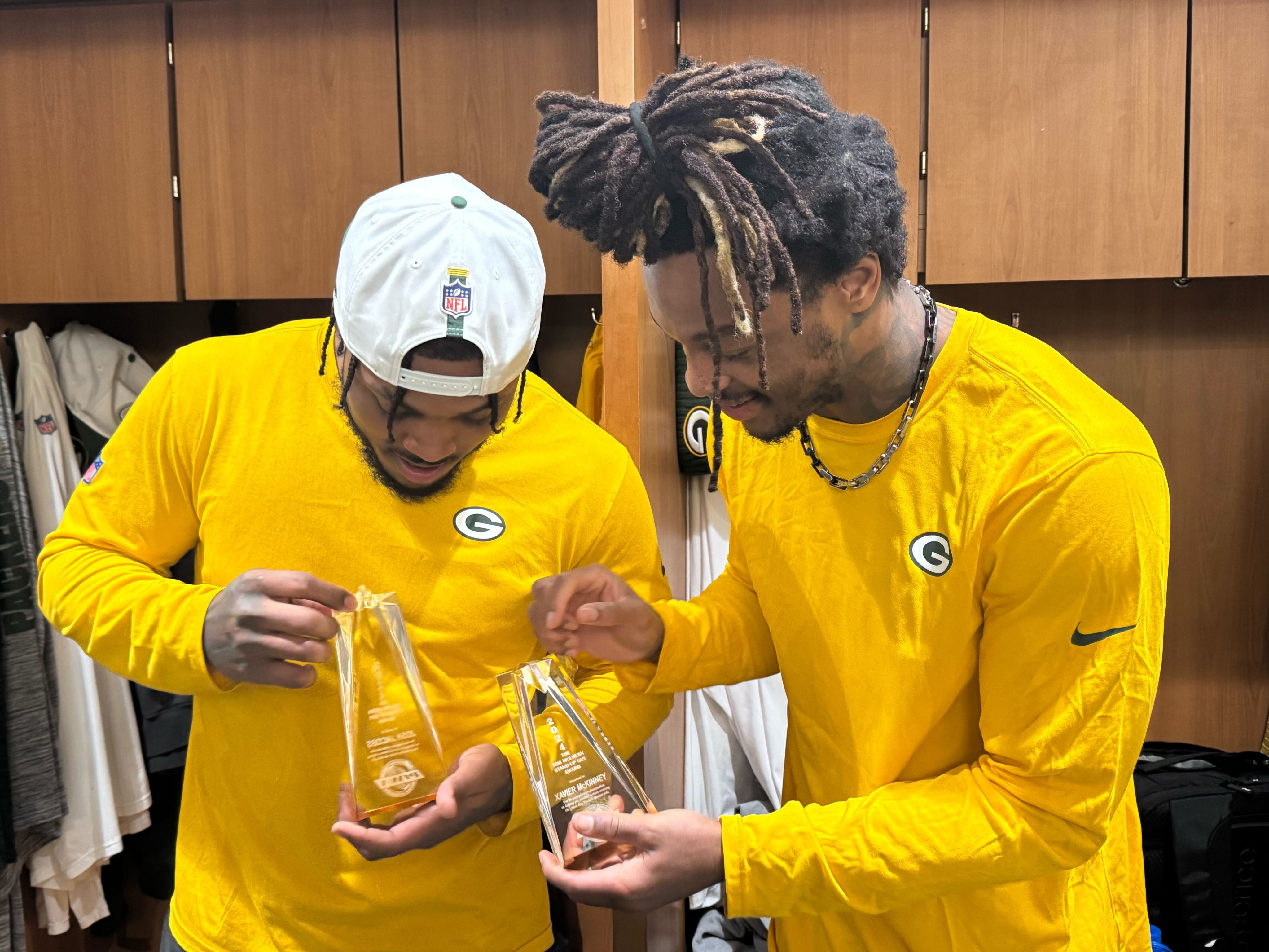 Wes Hodkiewicz on X: "Our story on S Xavier McKinney & RB Josh Jacobs being  honored Thursday as the co-recipients of the 2024 Tom Mulhern Stand-Up Guy  award, as voted on by