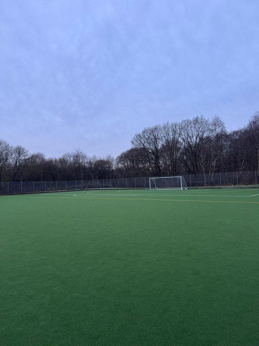 The Year 10 football team progressed to the Birmingham Cup quarter finals. After a dominating display to beat Arena Academy 9-0. Goal scorers: Max 2, Liam 2, Rikardo 2, Aaron, Alfie and George. MOTM: George.