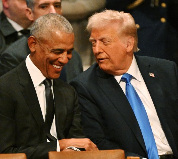 CampbellAJ70's tweet image. #TrumpandObama
#PresidentCarter #PresidentCarterFuneral #MAGAC #BlackMen #FBA #BlackLivesMatter #BlackPride #FREEDMEN #BlackTwitter 
 “THIS IS WHAT WE DO”!!!
Regardless of ALL the DIRTY💩 &amp;amp; the LIES Trump said about OBAMA…he still made Trump feel welcomed when NOBODY ELSE