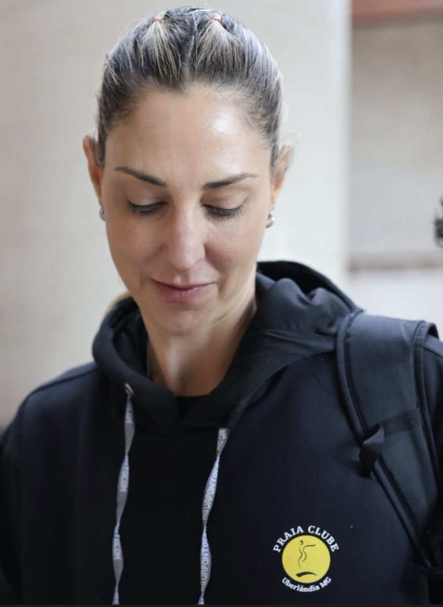 era só uma mulher foda assim que eu tava feita