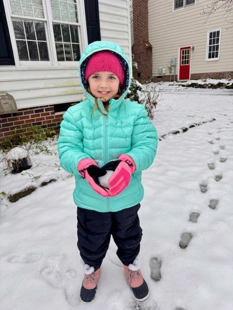 RubyFCarverES's tweet photo. These unexpected snow days have brought a lot of smiles! It's not too late to send pictures to Mrs. Wilhite! https://t.co/CP4VHLO7hK