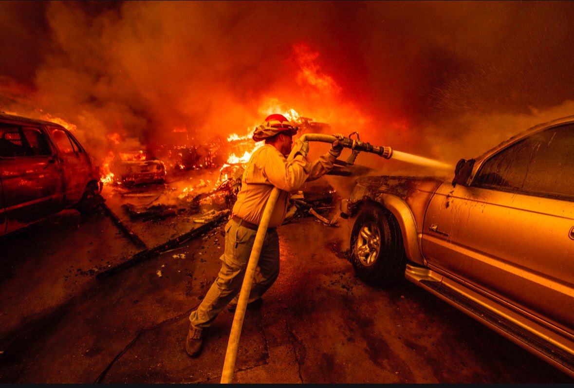 Stolen Valor tweet media