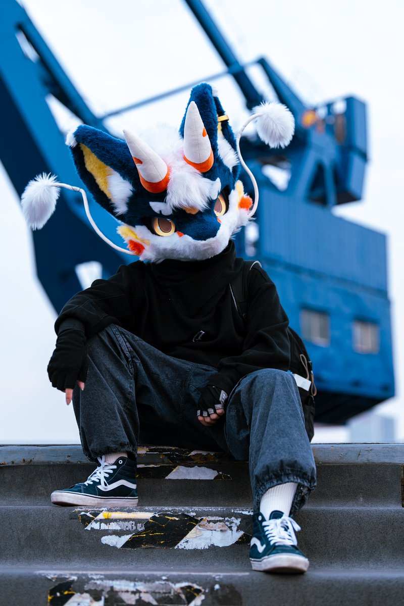 今天是重工业风的东龙🐉
The Oriental Dragon of Heavy Industry Wind .
重工業風の東方竜 。
#FursuitFriday #fursuit