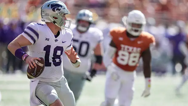 ReynnTanaka's tweet photo. CFB Play 5: Will Howard O19.5 completions (Fliff) 🅾️Howard has been on a heater and has been around this line despite blowing teams out. Think Texas looks to prevent big plays that has been killing other teams, which would lead to more completions on drives. Tex run D also strong https://t.co/PLmcXiF4Bj