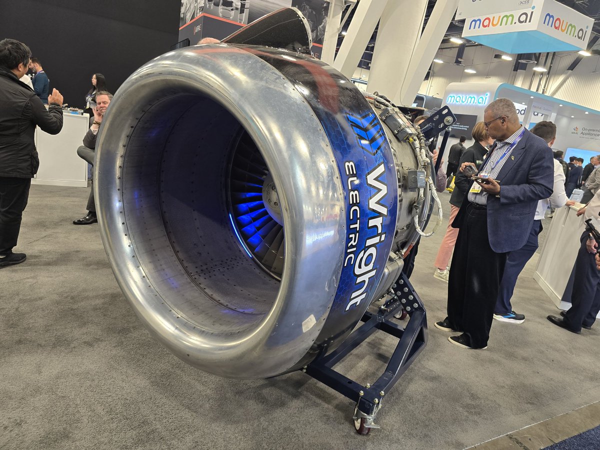 Electric turbine engine.