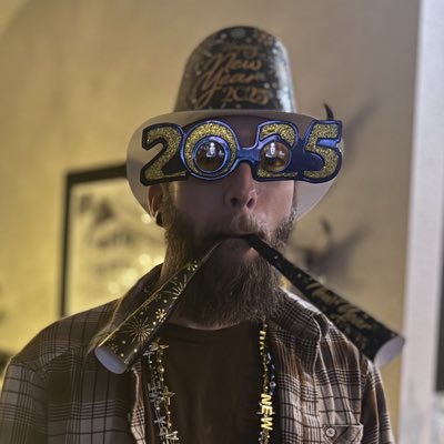 nitemaremachine's tweet photo. #NewProfilePic https://t.co/QRDFFxNiyk
