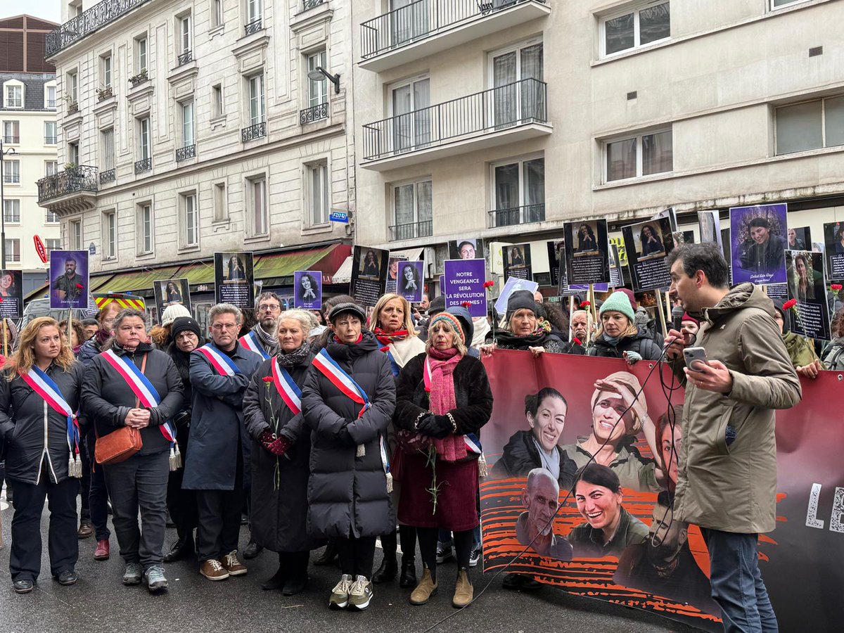 Génération.s Paris 10e 🟣 tweet media