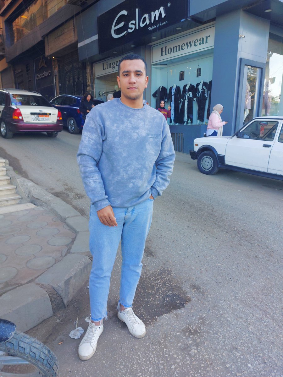 3bsalam77's tweet photo. بحرقكم عشان يدخل قلبي السرور https://t.co/9SIjkypIOR