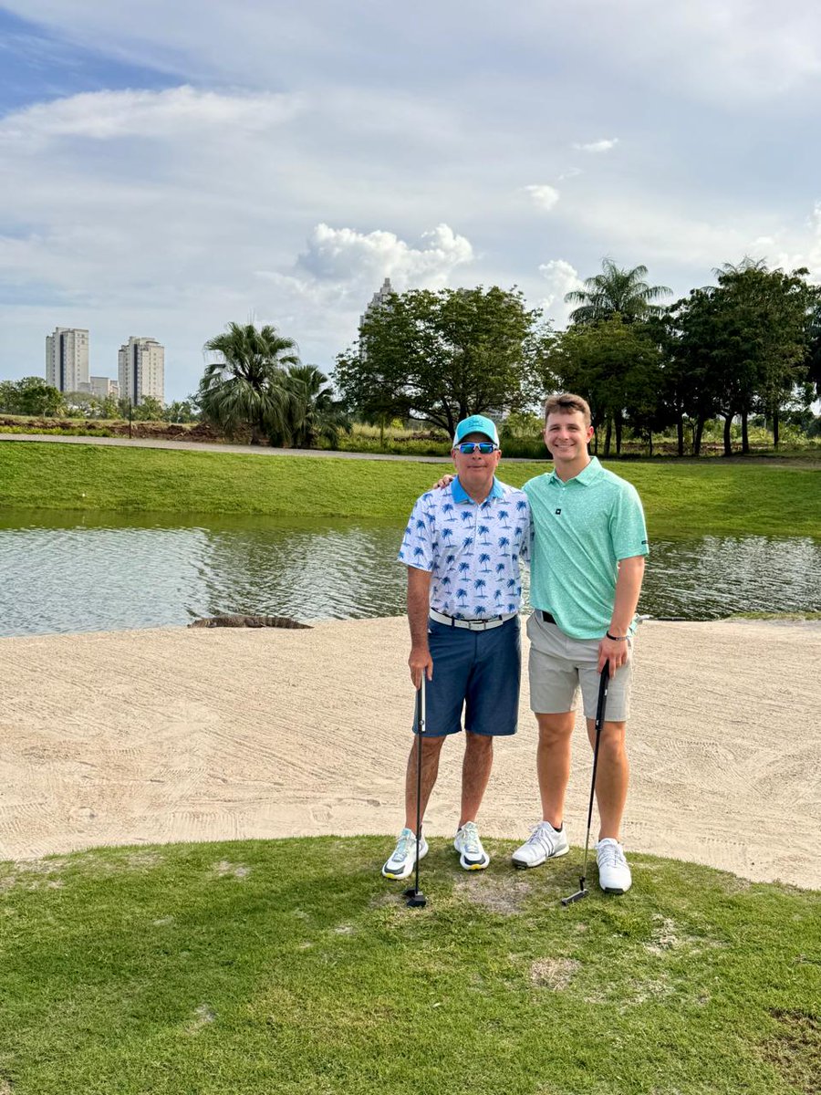 El QB de los 49ers de San Francisco se encuentra en Ciudad de Panamá! @brock.purdy13 , Welcome to Panamá! 
#49ers #49ersfaithful