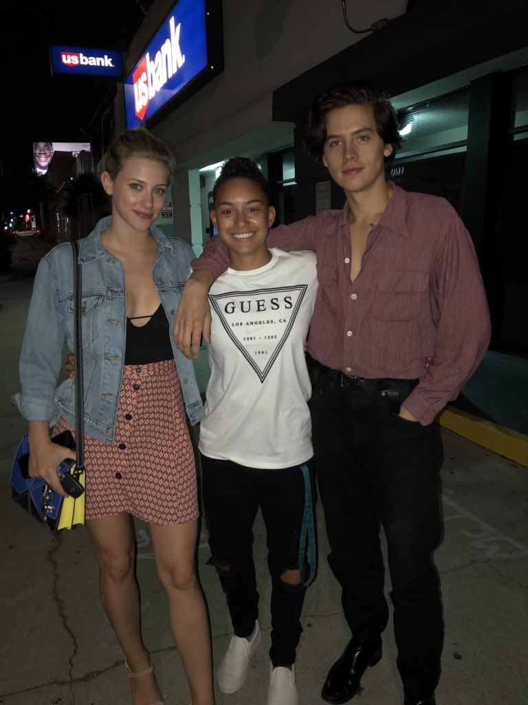 Throwback to this summer when I met Cole and Lili! Excited for tonight’s episode of