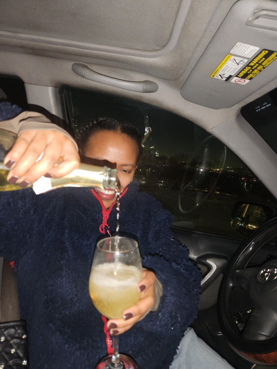 SssantiG's tweet photo. Here is to another year🥂🥂 https://t.co/U6ryxzFYsd