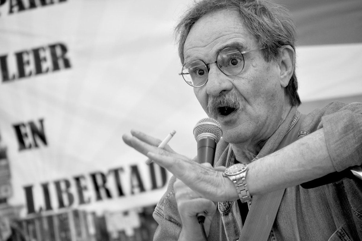 epenagosv's tweet photo. Eduardo Monteverde es una muestra más de que los médicos son grandes #escritores https://t.co/IcdkzZEO6x