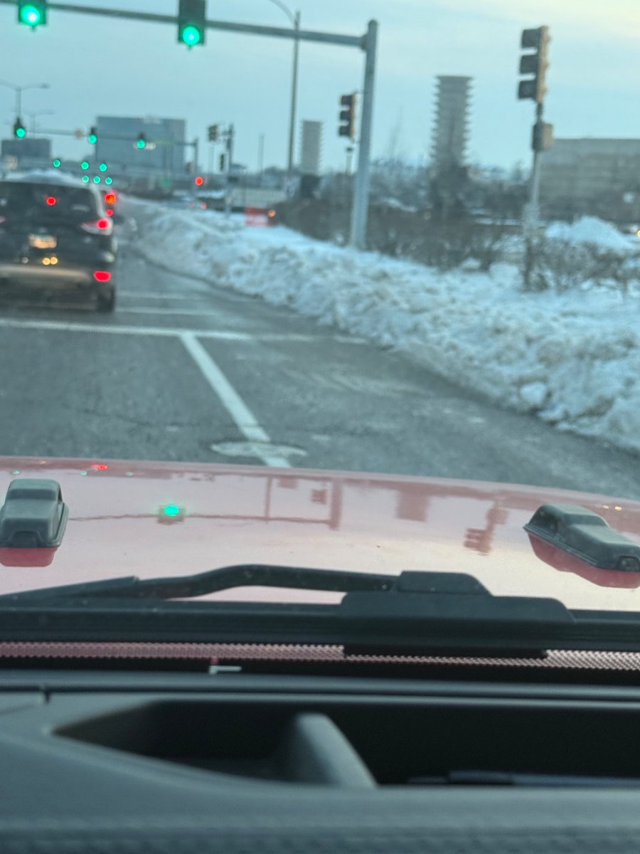 Sara Miller tweet media