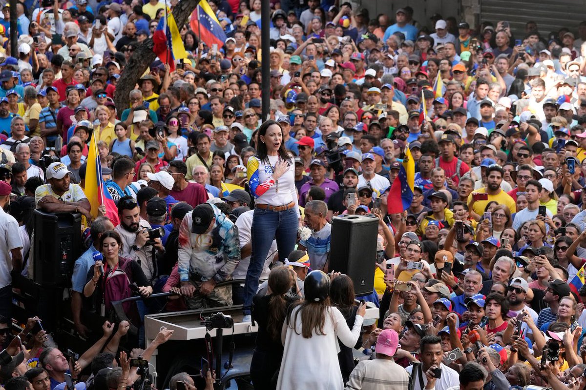 I deeply respect the courage of <a href="/MariaCorinaYA/">María Corina Machado</a> and all Venezuelans who took to the streets today. The right to peaceful assembly must be upheld.