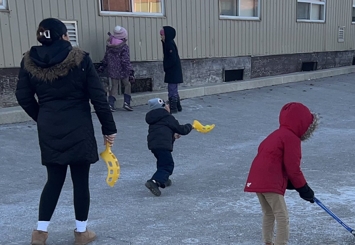 MsJiJionline's tweet image. Happiness is when parents join in the fun !
#Outdoors at #PLASP  @PLASP_CCS