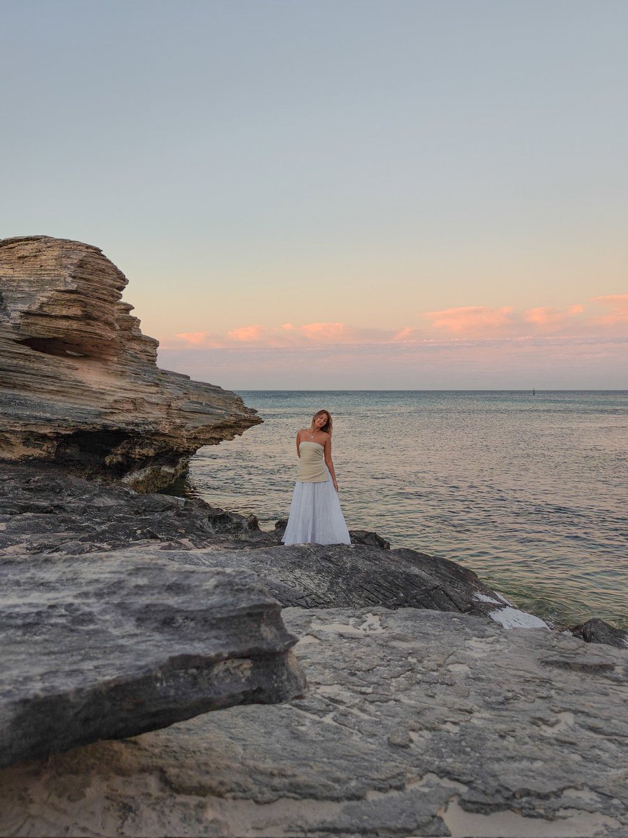 OPPO Australia tweet media