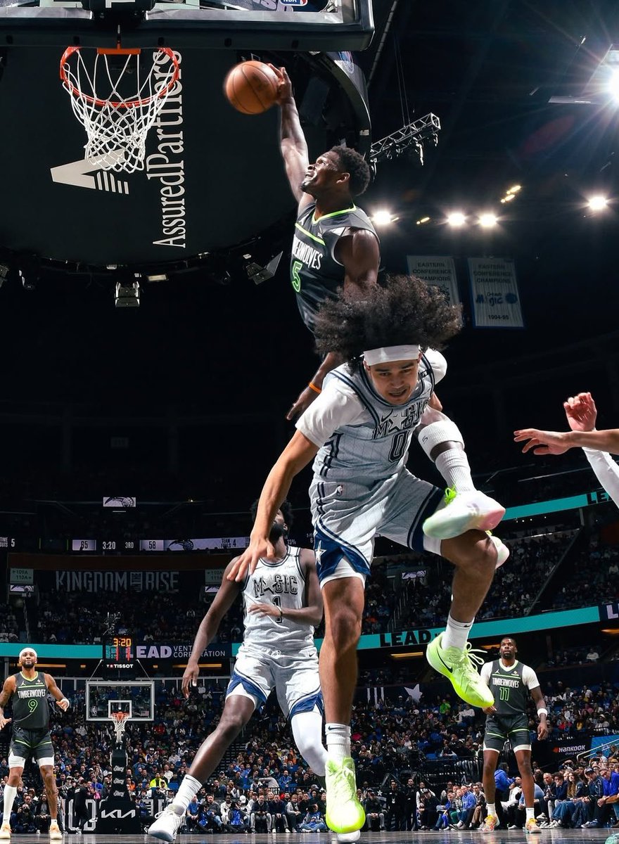 KingQuess__'s tweet image. Drip or Drown 3 🤣 #posterized