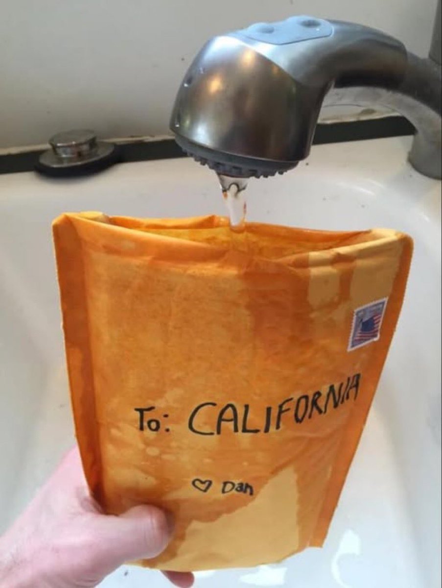 AmyJustAmy16's tweet image. We all need to do this!