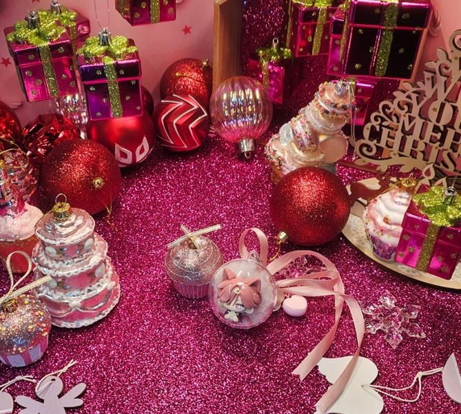 #링콩_콩알피규어_단일

3-5cm 사이즈로 제작되어, 아크릴볼이나 pvc파우치에 넣어 데리고 다닐 수 있는 새로운 타입이 추가되었습니다!

해당 타입은 신청 주시는 사이즈 관계없이,
30000₩ 고정으로 진행되며, 디자인이 복잡하거나 파츠가 추가될 경우 0.5~1.0의 추가금이 발생하는 점 참고해주세요!