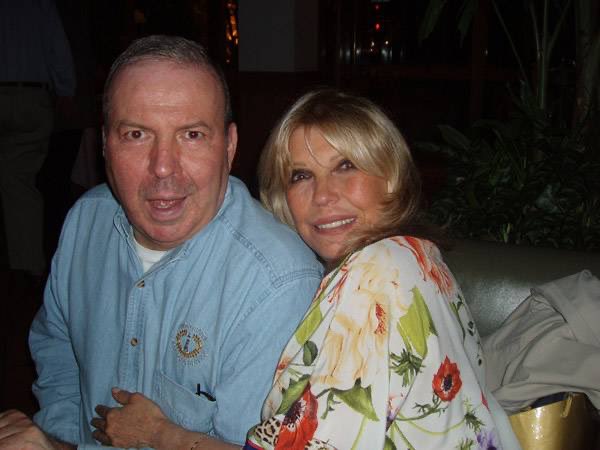 NancySinatra's tweet photo. Remembering my brother, Frank Sinatra, Jr., on his birthday. Frankie was a brilliant man and a gifted musician who never received the credit he deserved, but we loved him and were so proud of him.

Happy heavenly birthday, Frankie. I miss you so much, but I’m celebrating you today. I feel so blessed that you were part of my life — my brother and my close friend. Nothing can ever fill the gap you left but your love and laughter still fills my heart, and your memory is a treasure that I will hold close for the rest of my days. Until we meet again.