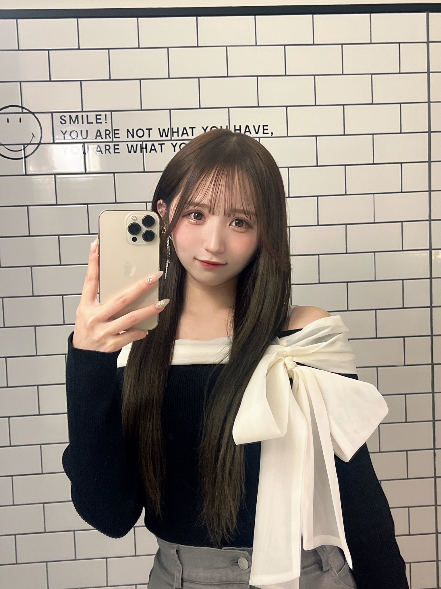 にゃおこページ♡⃜ スニーカーデコ👟💎✨️ オーダーありがとうございます💌 毎日を