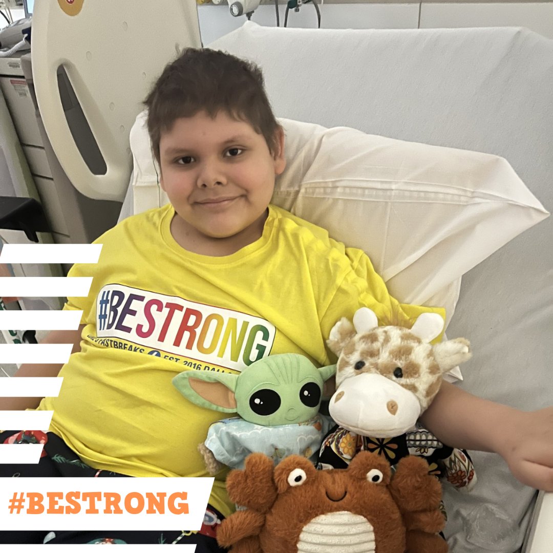 LukesFastBreaks's tweet photo. PATIENT SPOTLIGHT: ANDY ⭐
So handsome in your yellow Luke’s shirt!
If you know a child with pediatric cancer who needs a medical port shirt, visit our website and request a care package: https://t.co/NtDOz56SWp
#BeStrong #NoMoreHospitalGowns #LukesFastBreaks https://t.co/GIo9MaU3aF