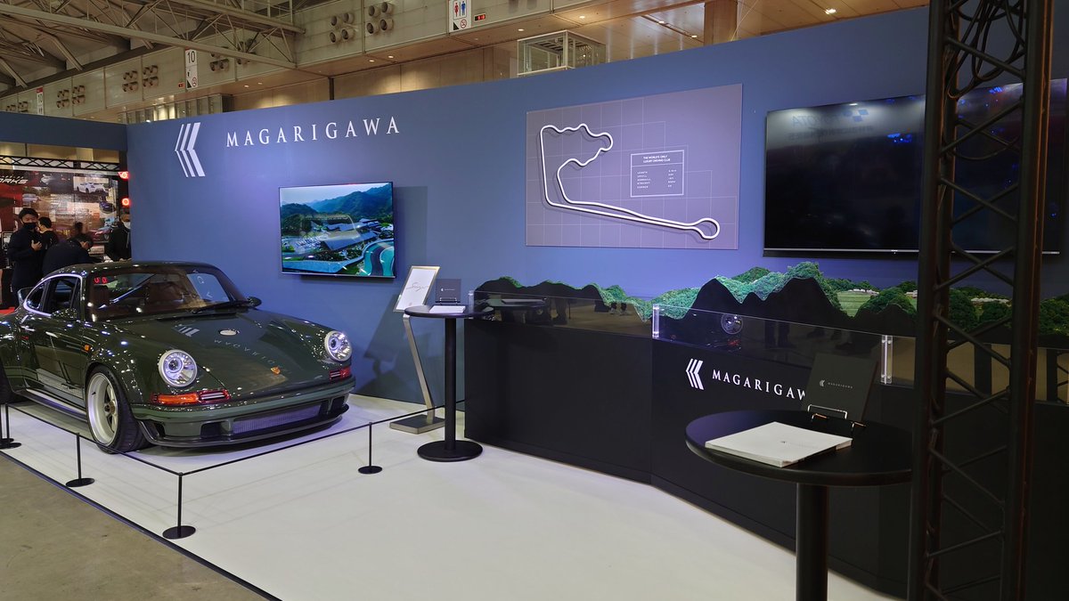 おはようございます！

本日は #東京オートサロン2025 北ホールの #THEMAGARIGAWACLUB ブースにおります。

#GTORacing のGT3R(写真)は <a href="/dixcel_kouhou/">DIXCEL広報【中の人/公式やで～】</a> さんのブースで見られるらしいのです。

個人として来ている訳ではないので、仕事優先になりますが、お気軽にお声掛けください！