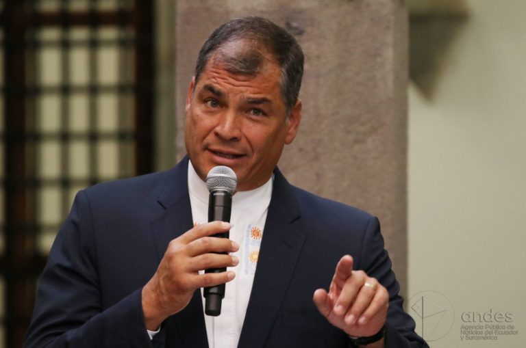 #Urgente  “Rafael Correa fuiste condenado con pruebas abundantes y en estricto derecho”

"Te reto a que demuestres tus afirmaciones que fue sin pruebas, quien afirma un hecho tiene que probarlo. Lo que quieres es meter manos en la justcia y dejar sin efecto las condenas por