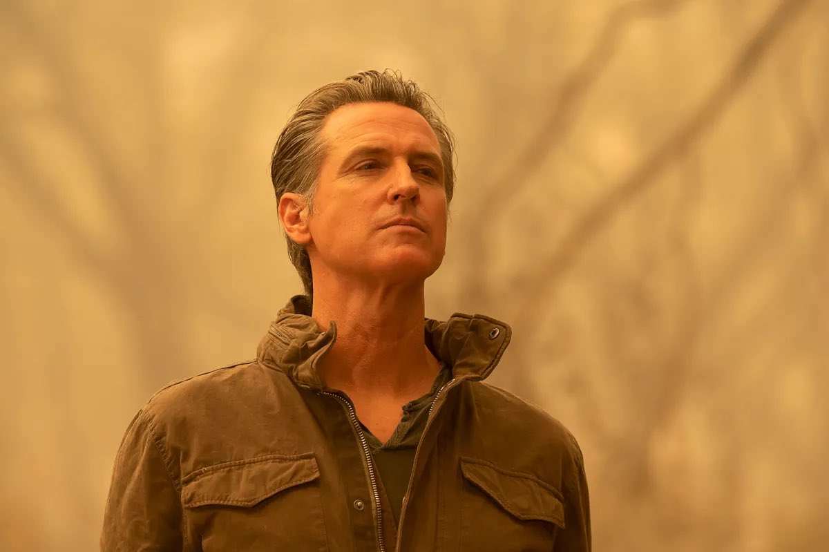 PGATUOR's tweet image. According to polls, 93% of Americans want Gavin Newsom to resign as Governor of California. What a loser.