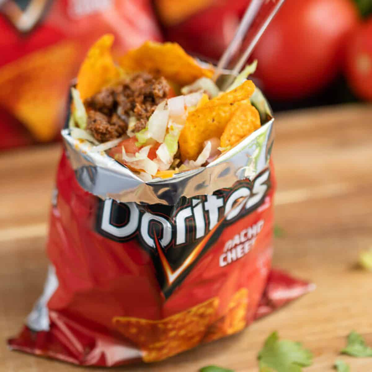 midwestern_ope's tweet photo. It never ceases to amaze me how Midwesterners can turn every food into a taco https://t.co/AKeM5RFxiM