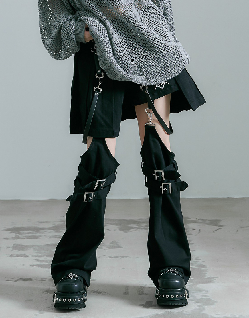 アクロトーキョー レフレム レッグカバー付きレイヤードデニムショートパンツ RE ARRIVAL】 REFLEM【レフレム】 レッグカバー付きレイヤードデニム