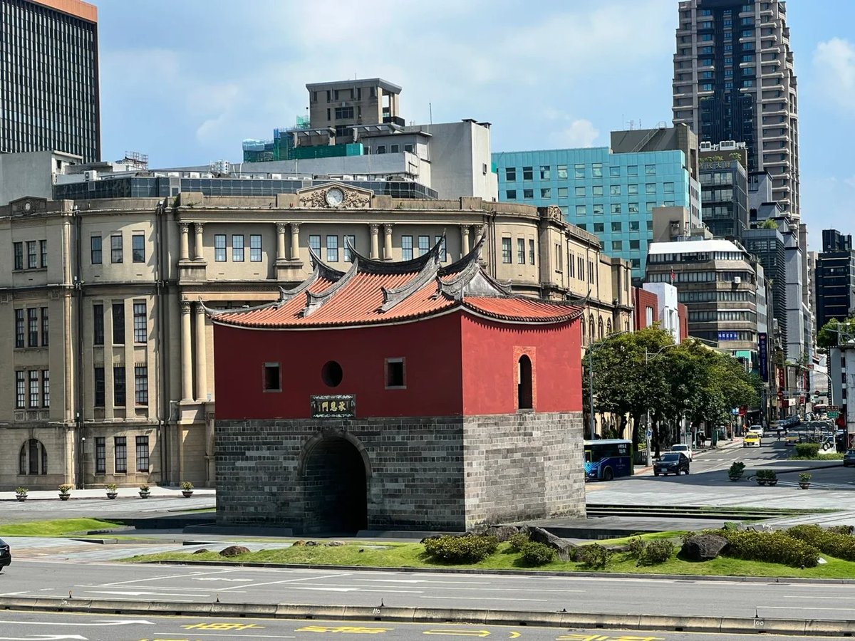 台北府北門
北門は現存する城門の中で唯一、蕭闽南式建築の原風貌を残している。