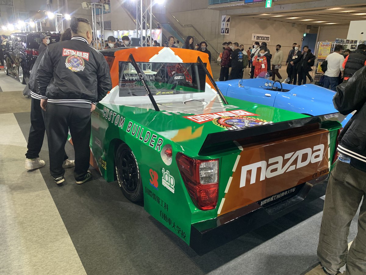 CX-5も屋根切られる時代になりました