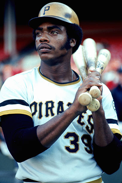 SABRbioproject's tweet photo. Hall of Famer Dave Parker, a 14th round pick in 1970, debuted w @Pirates as a 22-yr-old in '73 batting .288 in 54 games. Two yrs later he led the NL w .541 slug %, establishing himself as a star. @sabr #BioProject https://t.co/mUZcefz8in https://t.co/ZvjTPCZQBE